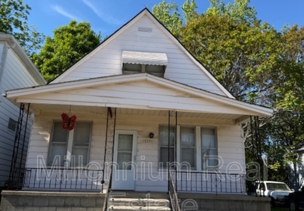 15251 MAPLEWOOD