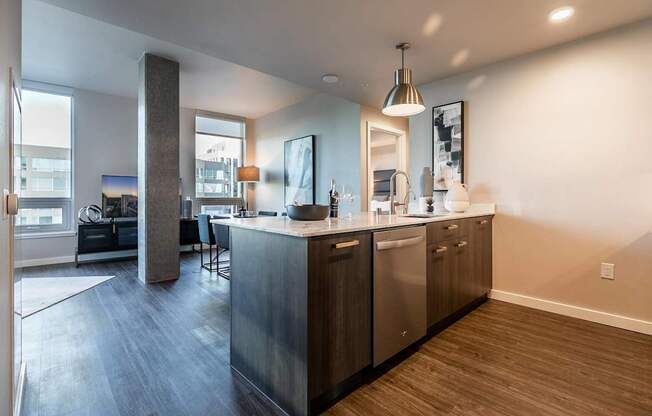 Welcome to 888 Bellevue
