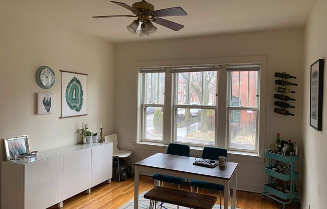 1 bed, 1 bath, $1,690, Unit 1900-2