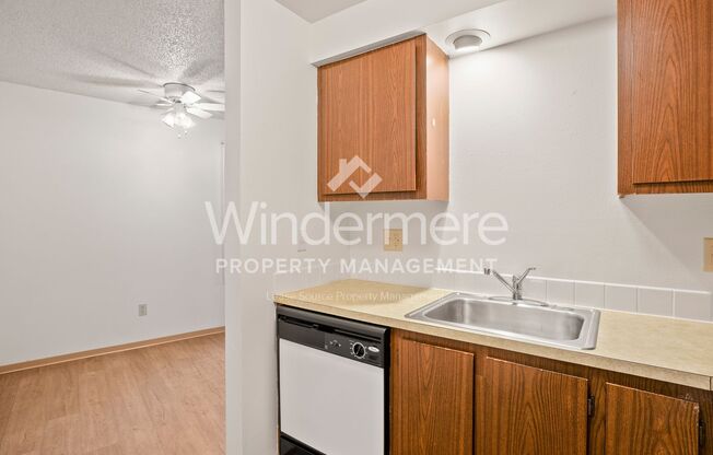 2 beds, 1.5 baths, $1,225, Unit 508-5