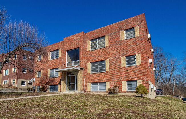 3298 CAMVIC TERRACE APARTMENTS