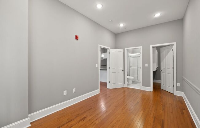 6 S Calvert Street