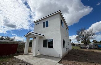 3318 JUANITA ST