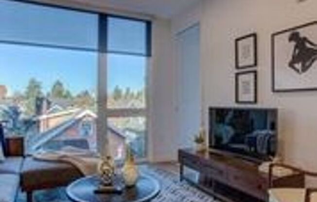 1 bed, 1 bath, 560 sqft, $1,495, Unit 304