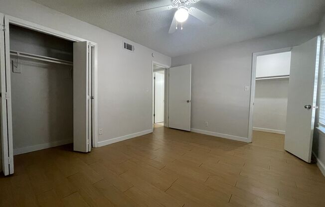 1 bed, 1 bath, 700 sqft, $999, Unit ELP2200-122