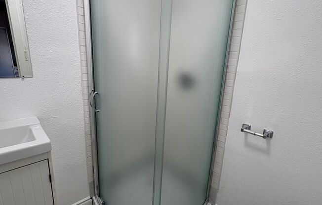 Studio, 1 bath, 400 sqft, $1,495, Unit 15B