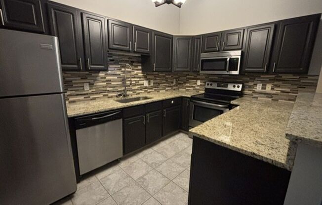 2 beds, 2 baths, 1,376 sqft, $1,849, Unit 611