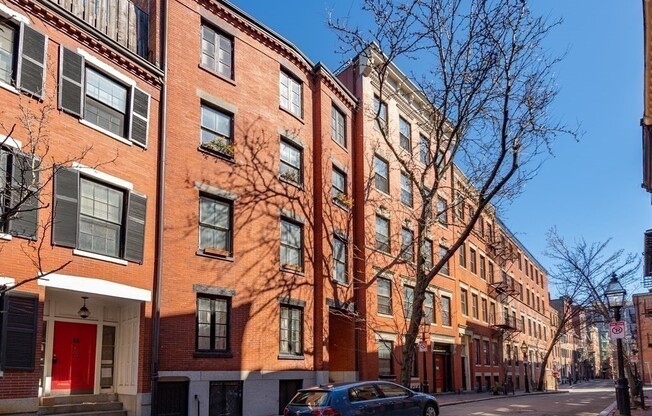 101 Myrtle St.