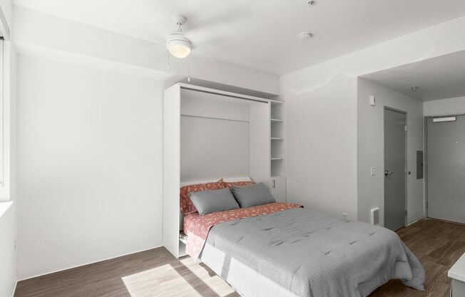 Studio, 1 bath, 252 sqft, $1,125