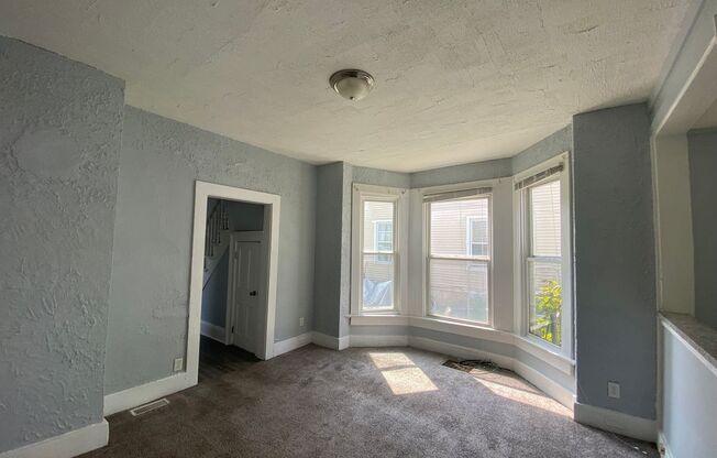 4BR Davenport Home