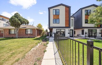 Modern 3BD, 3.5BA Townhome Near Sloan's Lake with Rooftop Deck
