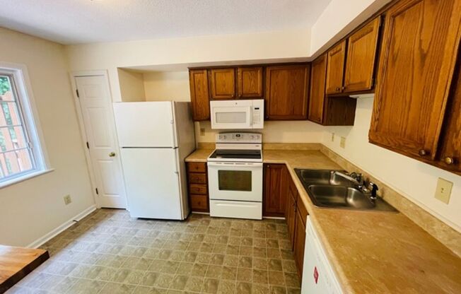 2 beds, 2 baths, $1,550