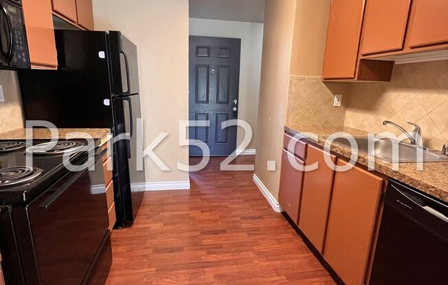 2 beds, 1.5 baths, $1,450, Unit 17718-C