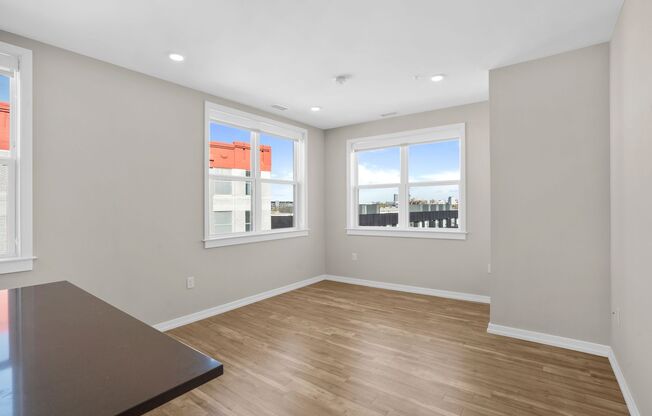 1 bed, 1 bath, 614 sqft, $2,240, Unit 637