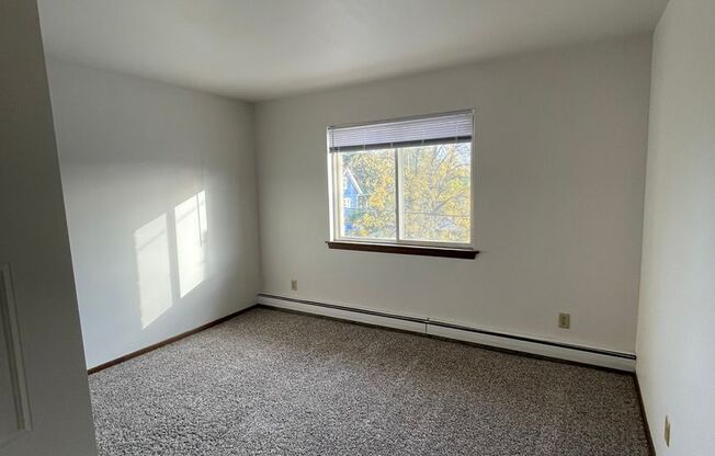 1 bed, 1 bath, $895, Unit 66