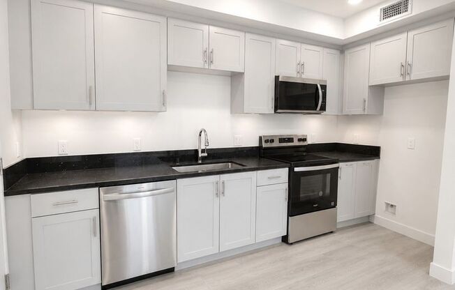 2 beds, 2 baths, 792 sqft, $2,795, Unit T110