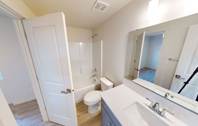 3 beds, 2 baths, 1,064 sqft, $1,895, Unit 349 Arissa