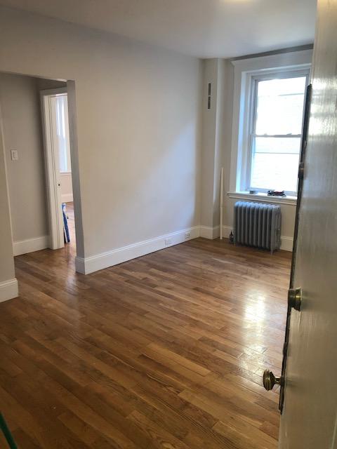 1 bed, 1 bath, 475 sqft, $3,200, Unit 24