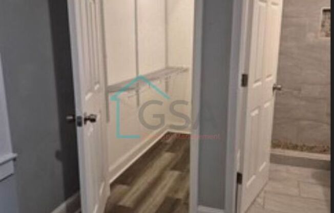 2 beds, 2 baths, 1,150 sqft, $1,500, Unit 415 Perry Road