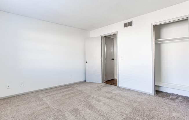 Carpeted Bedroom at Retreat at St. Andrews, Columbia, SC, 29210