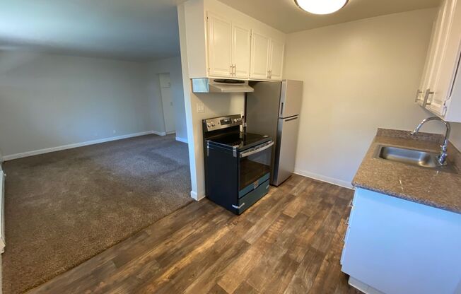 1 bed, 1 bath, 614 sqft, $1,895, Unit 48