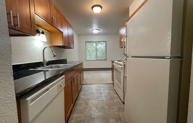 2 beds, 1 bath, 950 sqft, $2,295, Unit 2026 Preleasing - 2 Bedroom