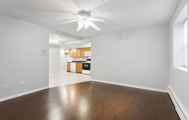 2 beds, 1 bath, 650 sqft, $2,100, Unit GW