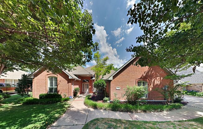 Lovely 4 Bedroom 3 Bathroom Home With Office In Edmond Schools