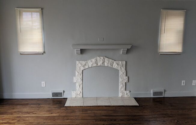 5218 Bedford - FOR RENT 3 BED 1.5 BATH!