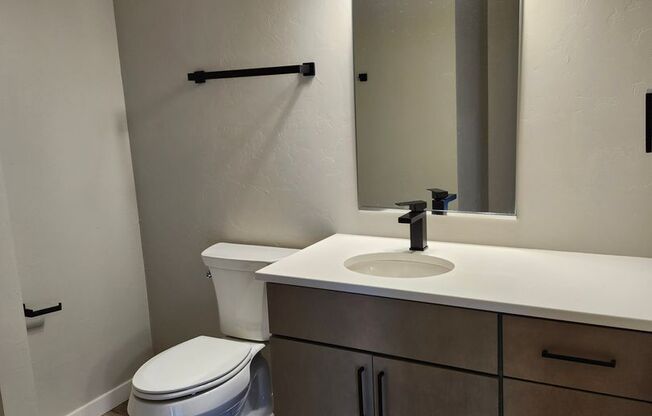 1 bed, 1 bath, 630 sqft, $1,350, Unit 402