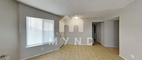 2269 LOS FELIZ ST
