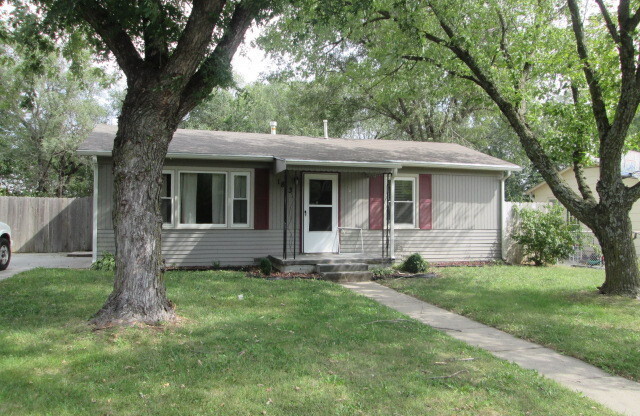 Close to Fort Riley, Three-Bedroom Home