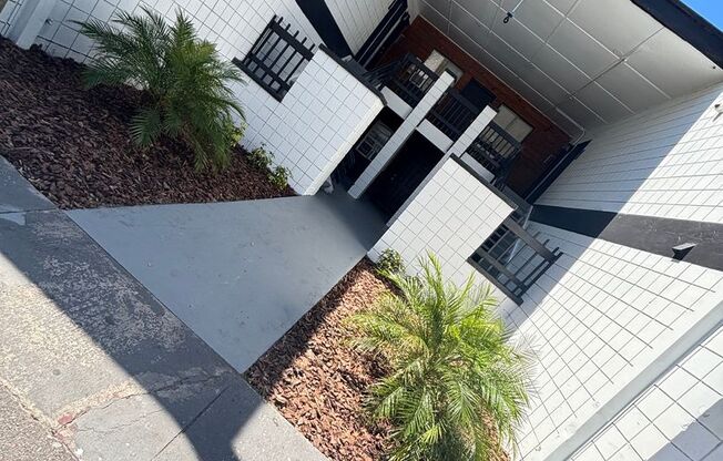 Regency Pond - Uptown Gardens