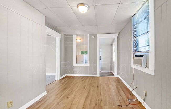 1709 W. Gaulbert Ave.