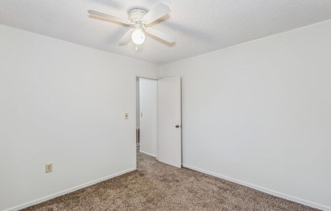 3 beds, 1 bath, $1,185