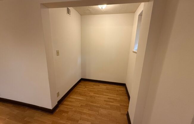 2550 Lake