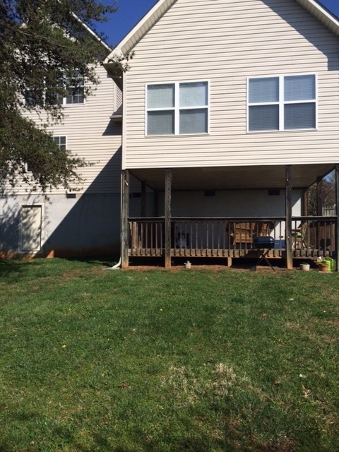 Knoxville 37909 - 3 Bedroom, Sunroom, Fenced yard - Call Debra Johnson (865) 591-8281