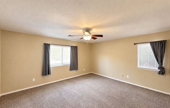 3 beds, 2.5 baths, $2,055