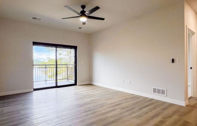 1 bed, 1 bath, 816 sqft, $1,850, Unit SC 1408-116
