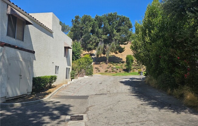 12411 Osborne St Unit 123