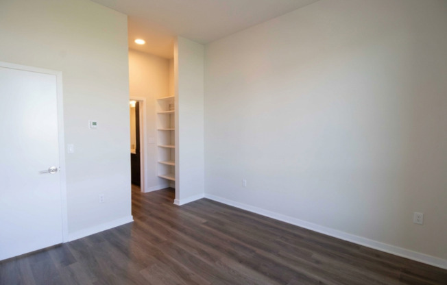 2 beds, 1 bath, 983 sqft, $3,250, Unit 513