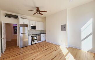 Beautiful fully renovated one bedroom apartment in a great location in Fairmount