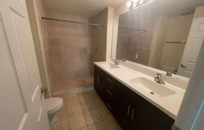 3 beds, 2 baths, $1,775, Unit # 2110