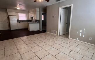 3 beds, 1 bath, 1,050 sqft, $950, Unit A