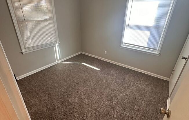 2 beds, 1 bath, $795