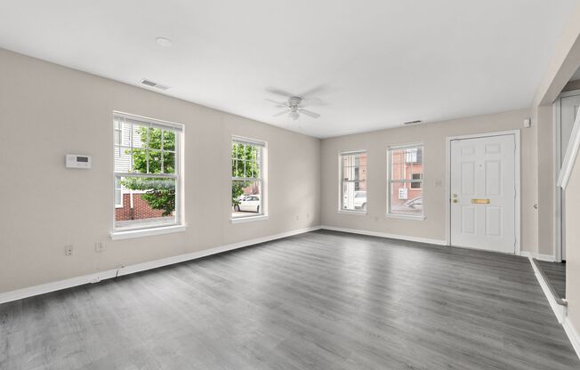 ⭐⭐⭐ MODERN 3BD & 1.5BATH HOUSE WALKING DISTANCE TO TEMPLE UNIVERSITY!!! ⭐⭐⭐