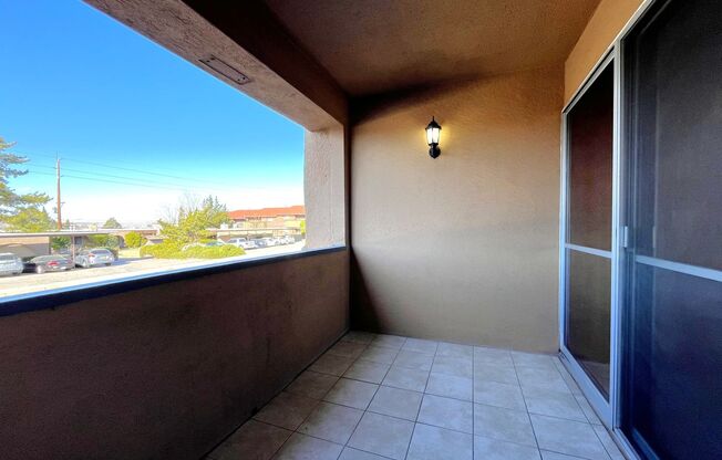 2 beds, 2 baths, 872 sqft, $1,175, Unit 06-D