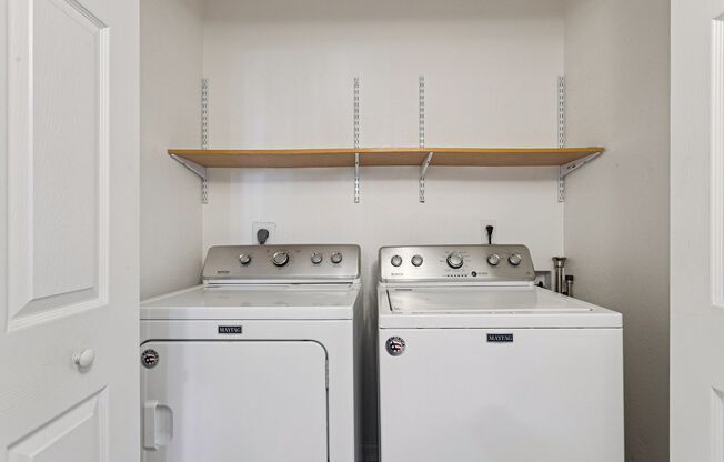 1 bed, 1 bath, $1,445, Unit #1074