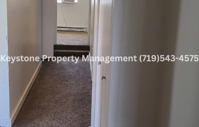 2 Bedroom/1 Bathroom Apartment on 2nd level with dedicated entrance $950/$950