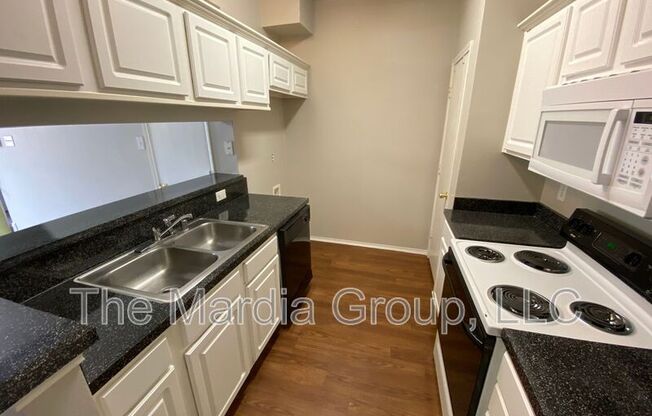 3868 BRANDON PARK DR